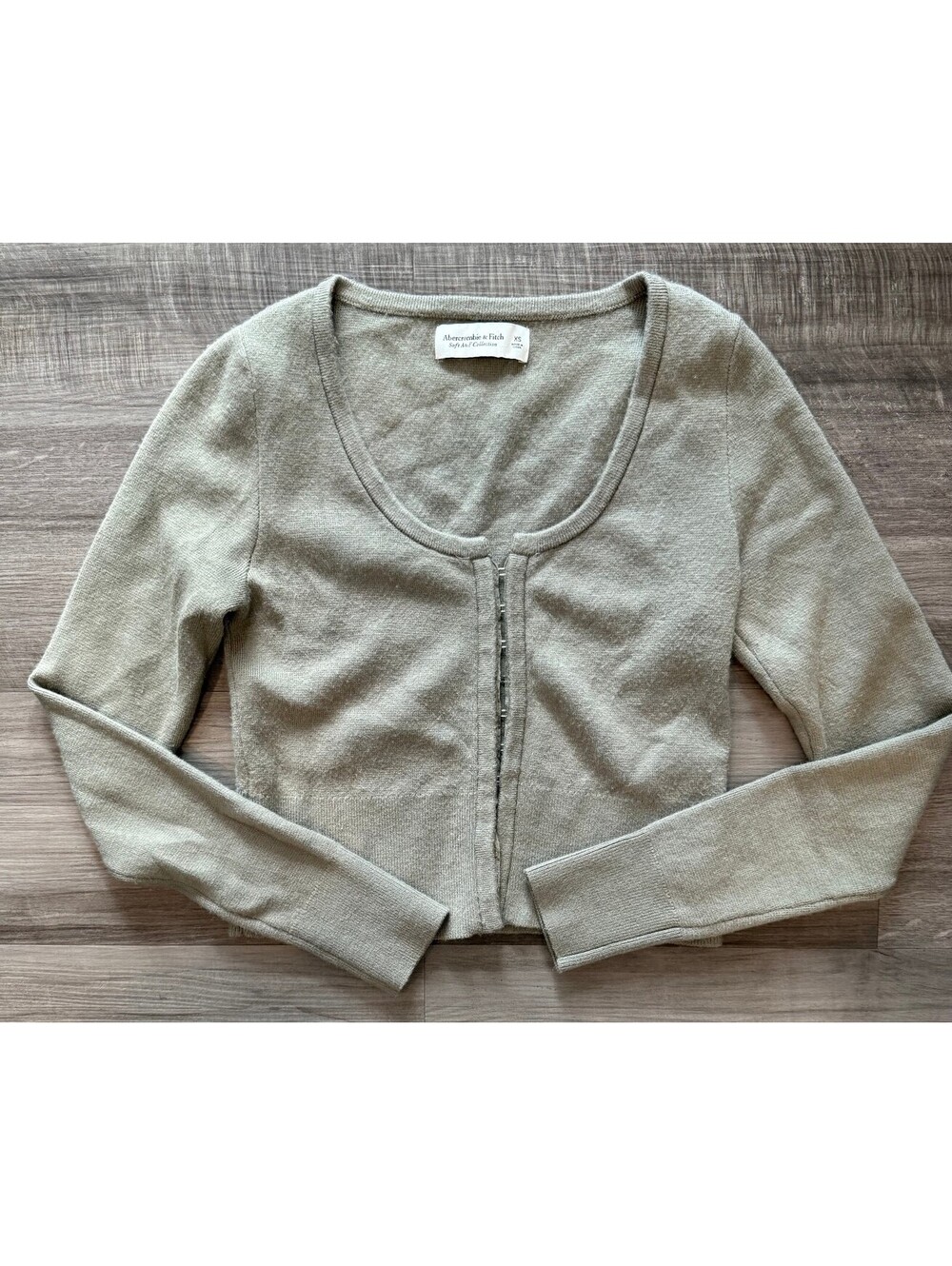 Abercrombie & Fitch Soft A&F Collection Cropped Sweater Size XS